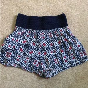 Girls flow shorts